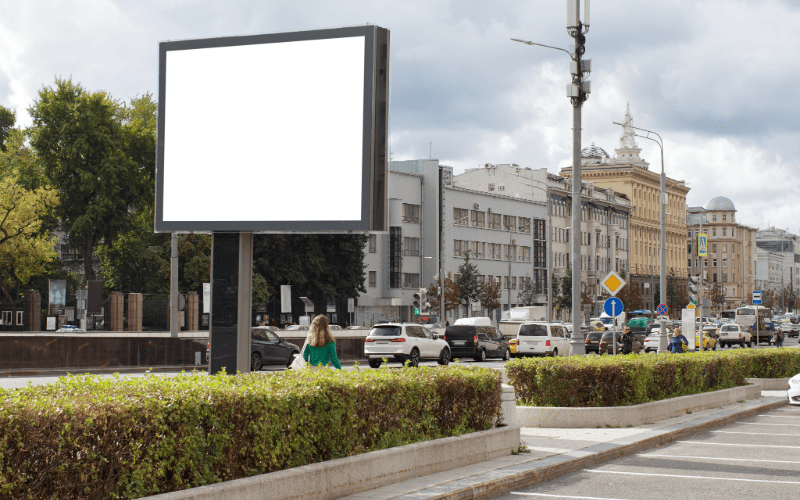 Contratar valla senior publicidad