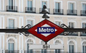 Publicidad en el Metro Madrid Lo ves más